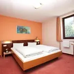Stern Vendégház 3*
